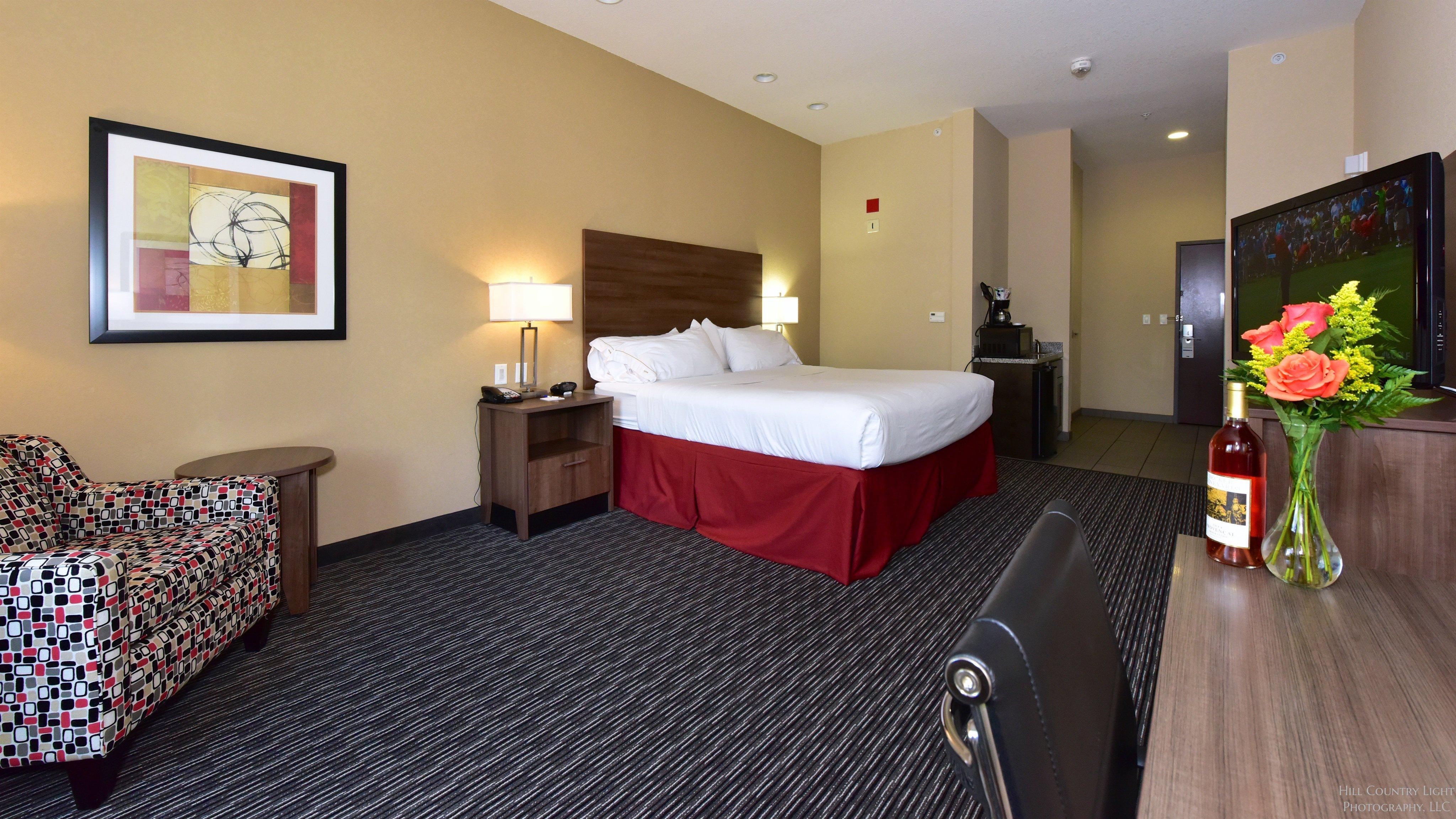 Holiday Inn Express & Suites Fredericksburg By Ihg Zewnętrze zdjęcie