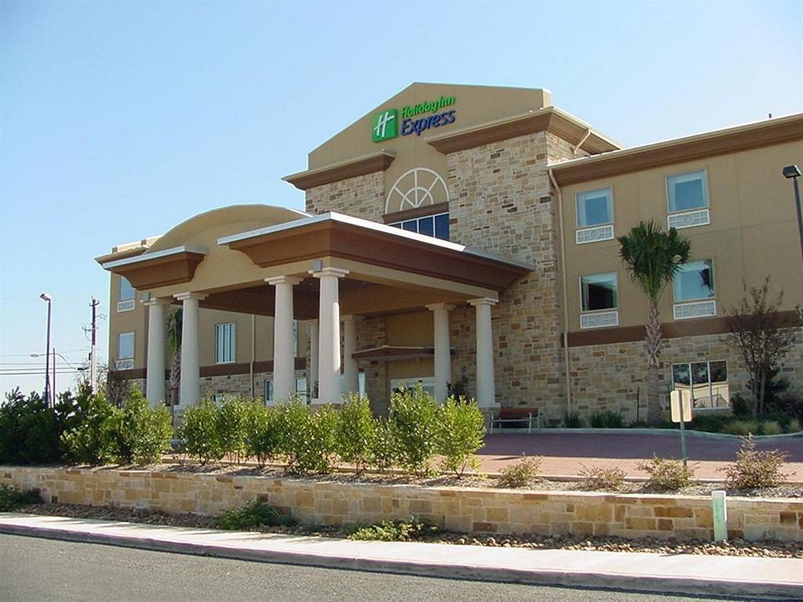 Holiday Inn Express & Suites Fredericksburg By Ihg Zewnętrze zdjęcie